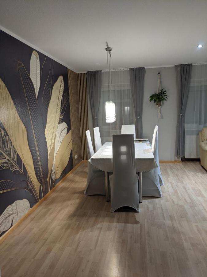 Ferienwohnung Ela Bexbach Екстер'єр фото